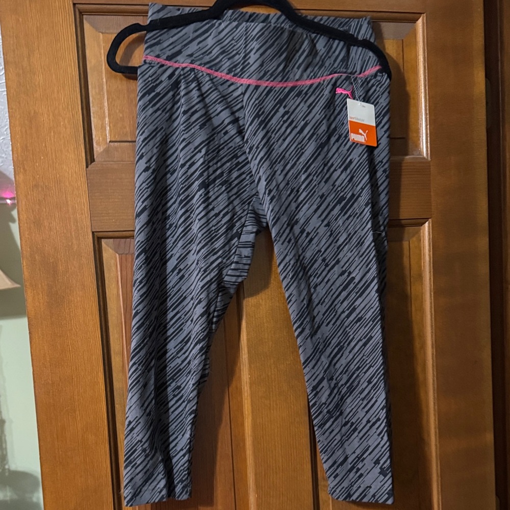 Puma Leggings in Gray with Pink Highlights